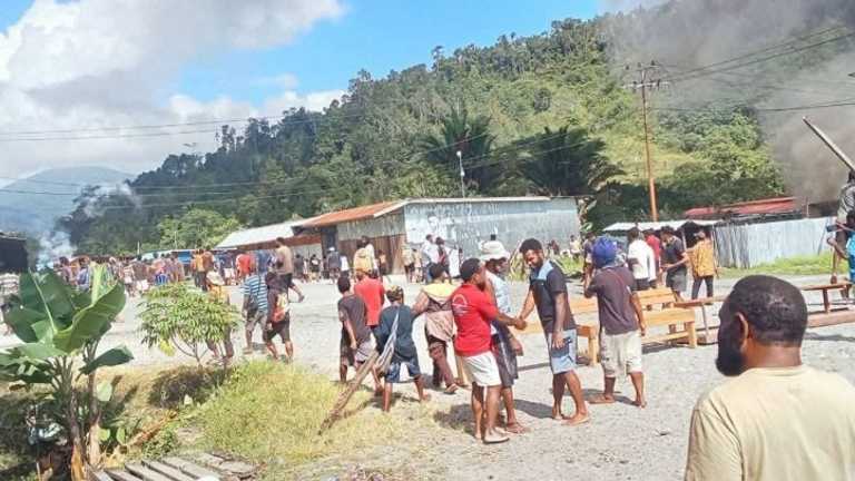 Search image article