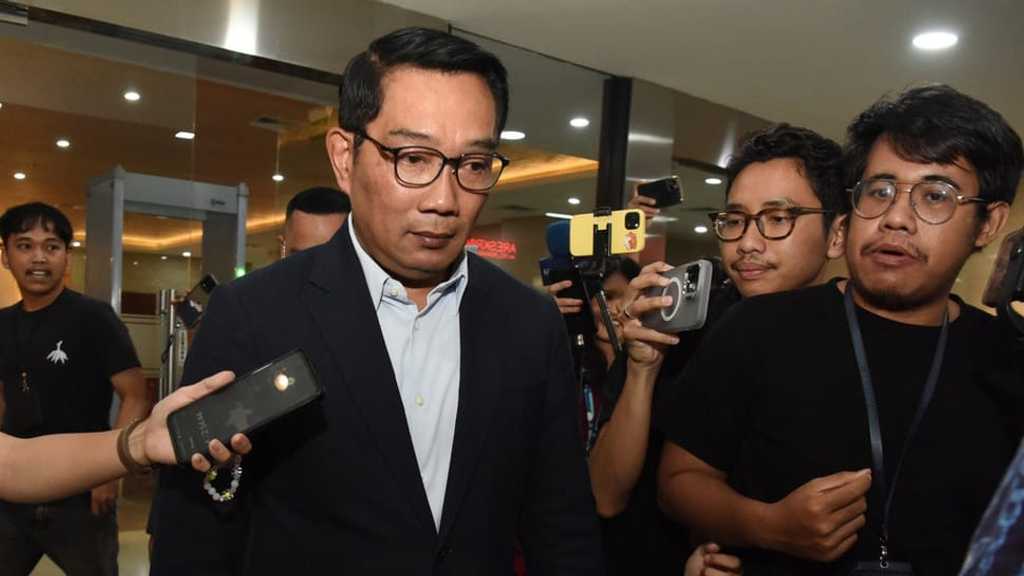 KPK Lacak Aliran Uang Korupsi Ridwan Kamil di BJB, Selebgram & Ilham Habibie Terseret