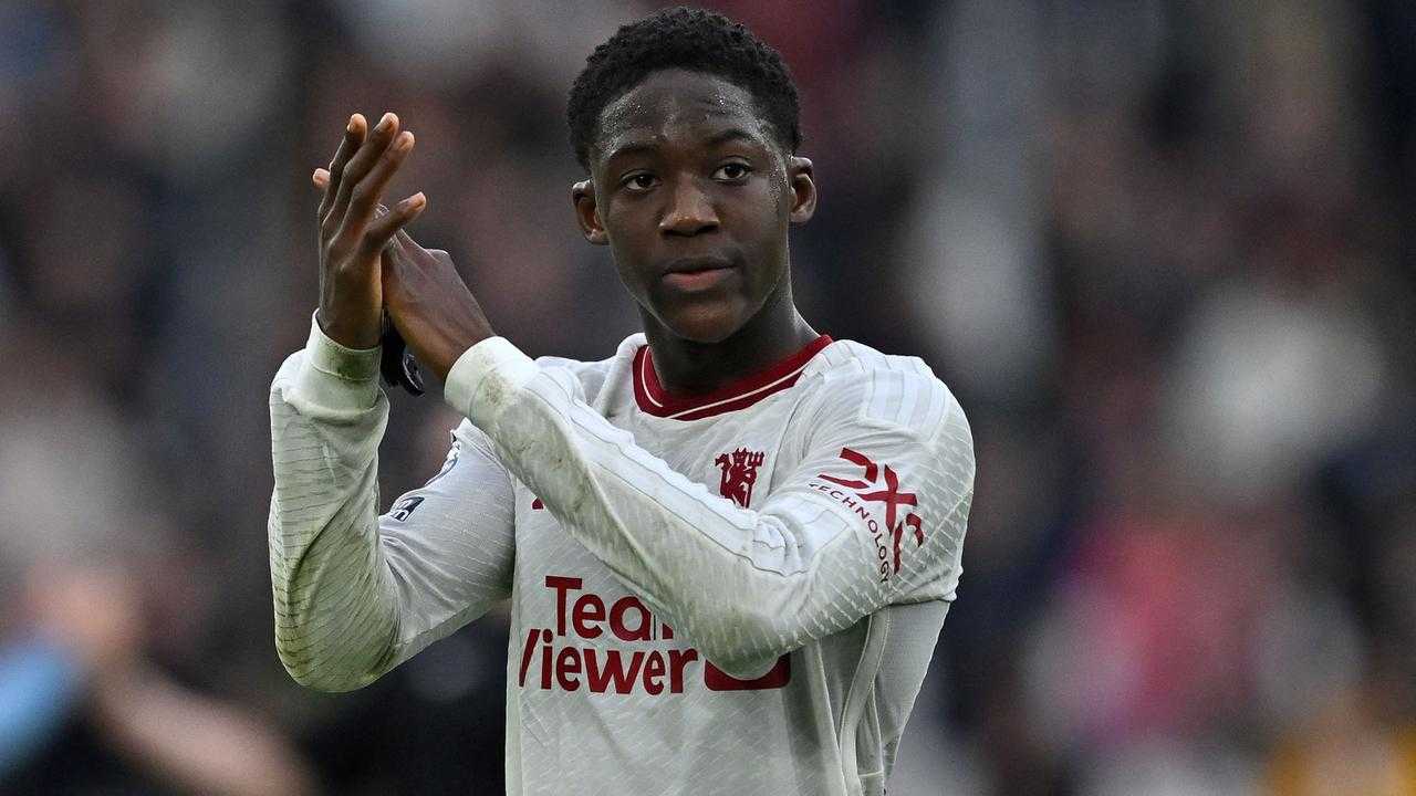 Kobbie Mainoo Hadapi Dilema, Tinggalkan MU Demi Menit Bermain?