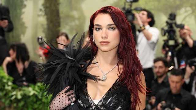 Dua Lipa berpisah dengan manajer setelah larang grup pro-Palestina tampil