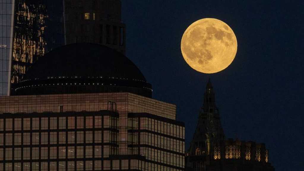 Supermoon Beaver Moon Terlihat Malam Ini, Lebih Besar dan Terang