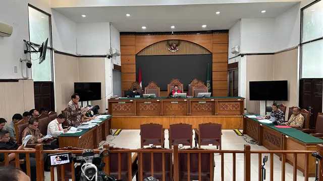 Nadiem Makarim Gugat Status Tersangka, Kuasa Hukum Sebut Kurang Bukti