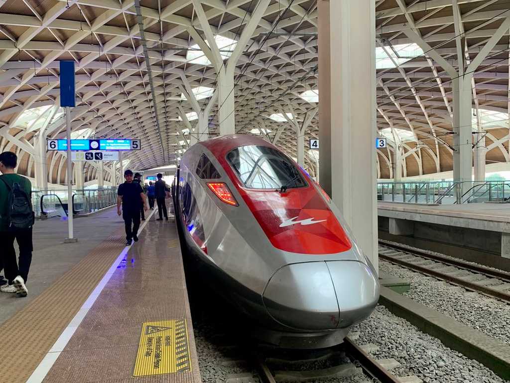 Search image article