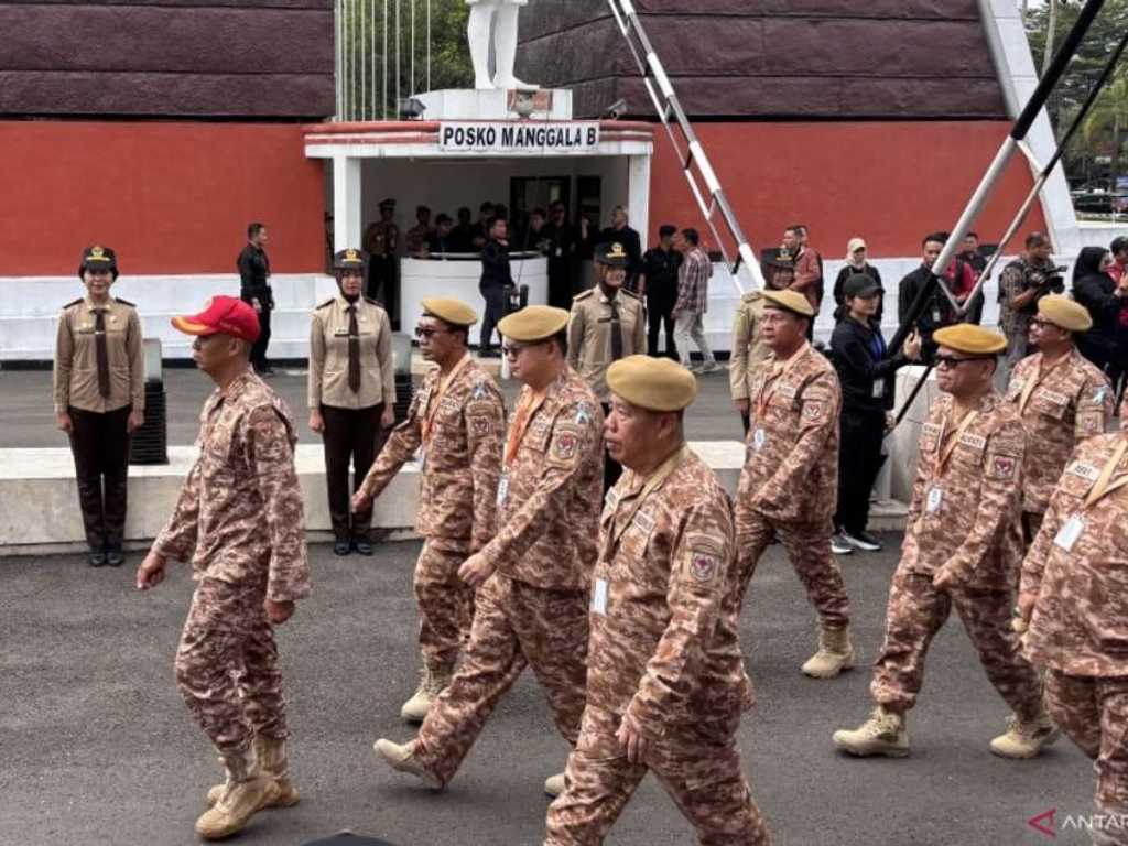 Prabowo Desak Kepala Daerah Hemat Anggaran, Singgung Kunjungan Kerja & FGD Mahal