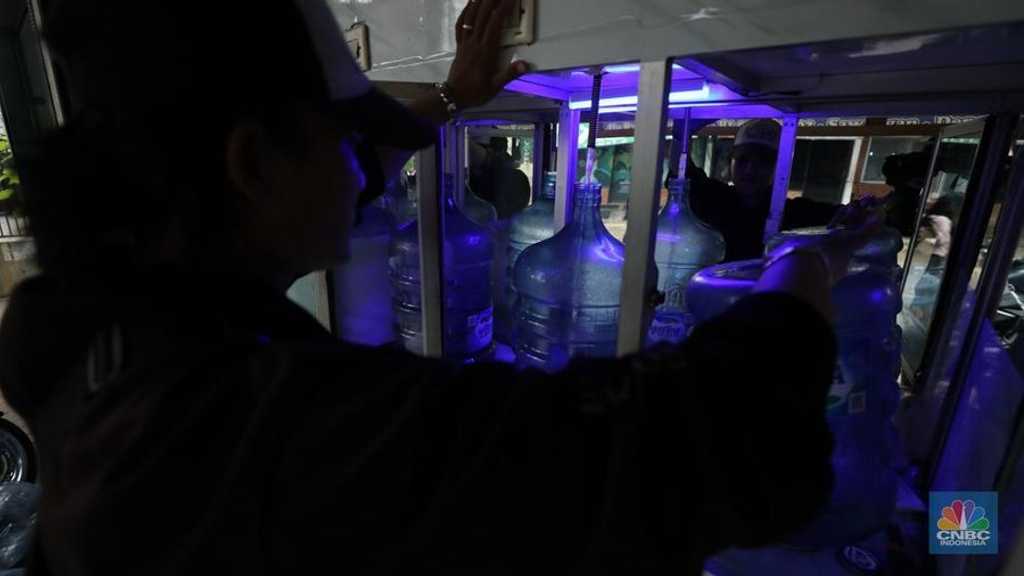 Search image article