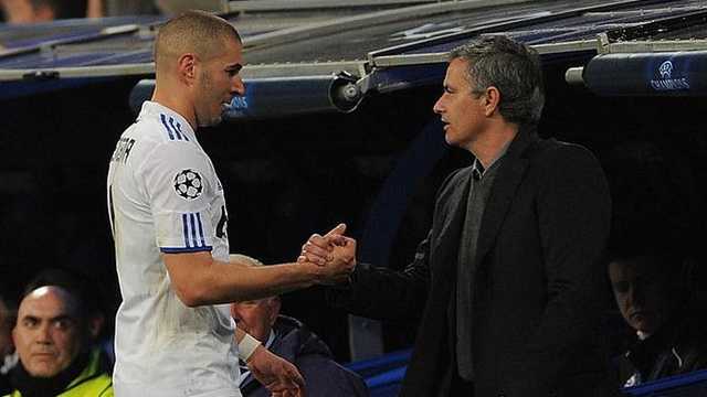 Jose Mourinho rayu Karim Benzema gabung Benfica, kontrak di Al Ittihad akan habis
