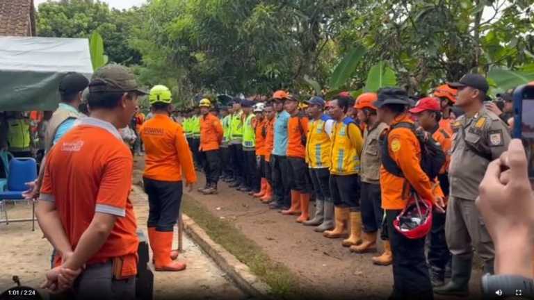 400 Anggota SAR Dikerahkan Cari 21 Warga Hilang Akibat Longsor Cilacap