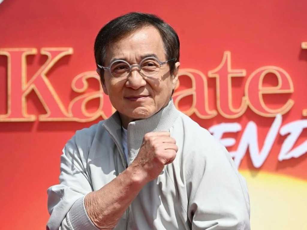 Jackie Chan kejutkan penggemar di konser SEVENTEEN di Hong Kong