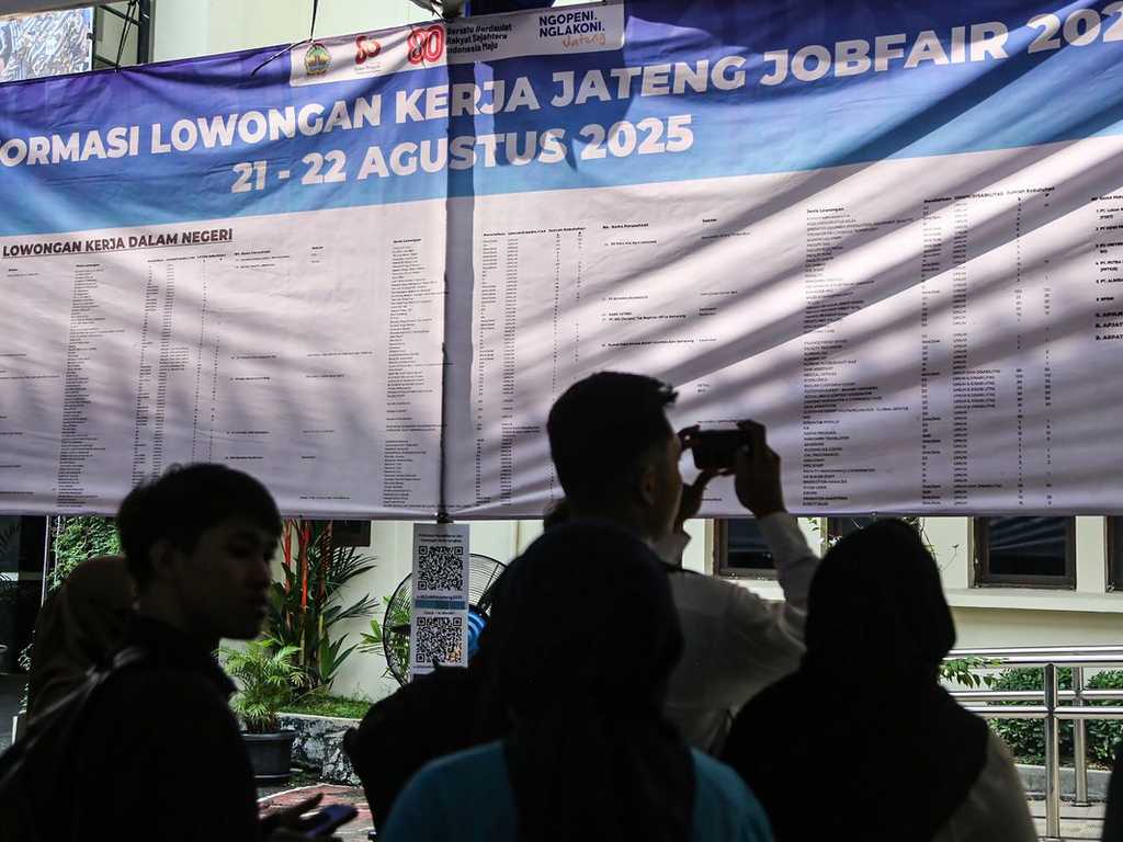 Menkeu Purbaya guyur Rp 200 triliun ke bank Himbara: "Suka-suka saya sampai kapan"