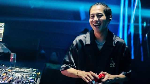 Search image article