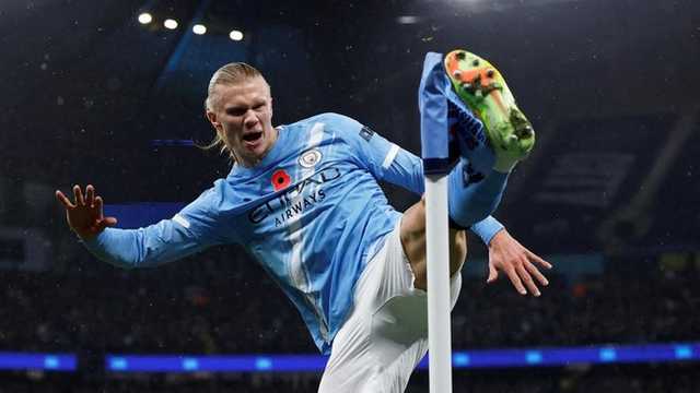 Klasemen Liga Inggris: Man City Tempel Arsenal Usai Bantai Liverpool