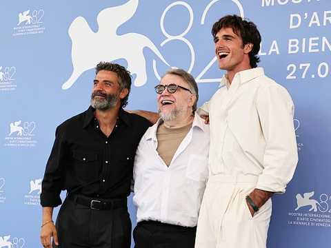 Guillermo del Toro Ungkap Strategi Netflix untuk Film Frankenstein Rp1,8 T