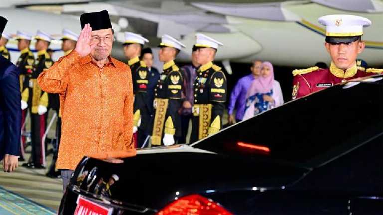 Malaysia turunkan harga BBM RON 95, berlaku 30 September