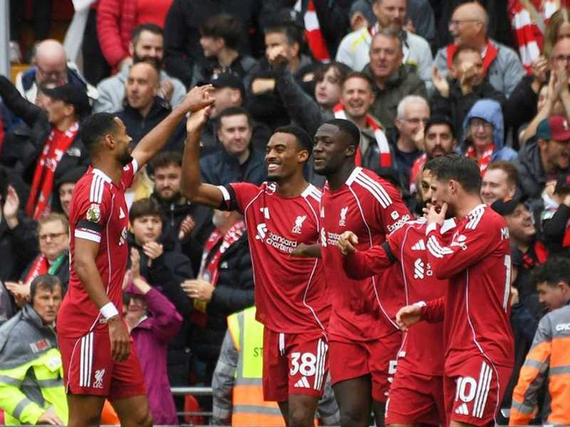 Liverpool menangi Derby Merseyside, kokoh di puncak klasemen Premier League