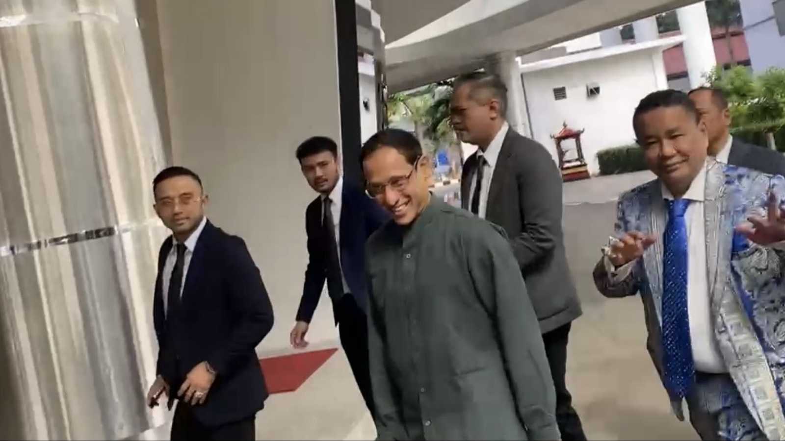 Search image article