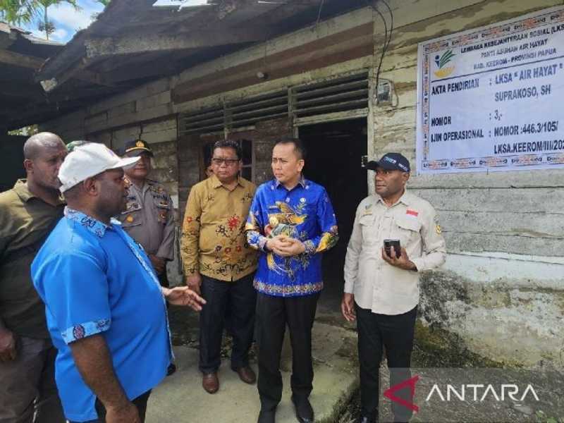 Pj Gubernur Papua Agus Fatoni tegaskan Bansos terus disalurkan