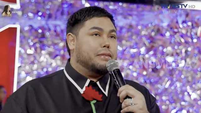 Ivan Gunawan kenakan outfit 'bunga harapan' untuk Palestina