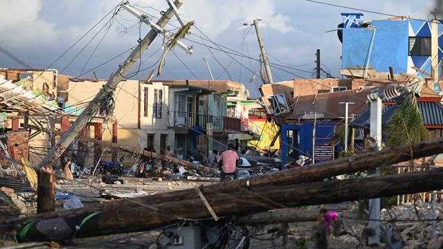 Badai Melissa Hantam Bahama, Tinggalkan Kehancuran di Karibia