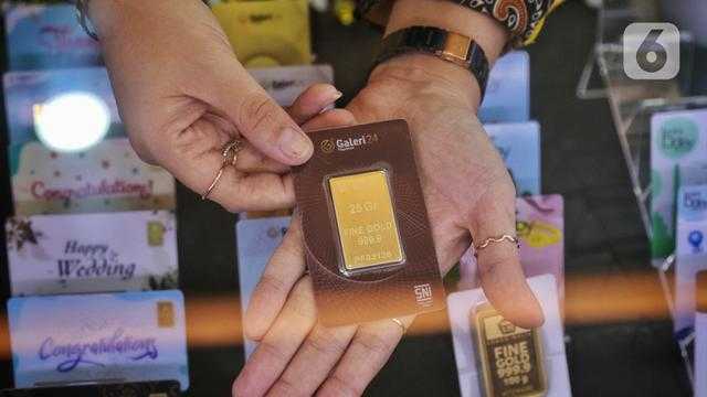 Harga Emas Antam Anjlok Rp 23.000 per Gram, Buyback Ikut Melemah