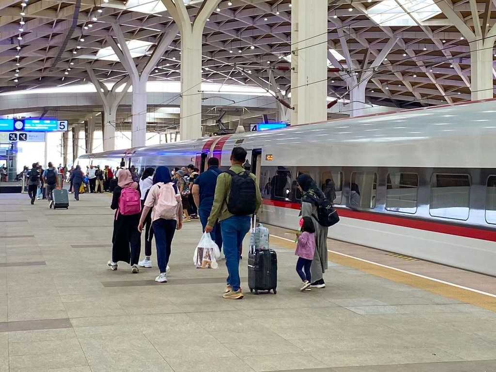 Search image article