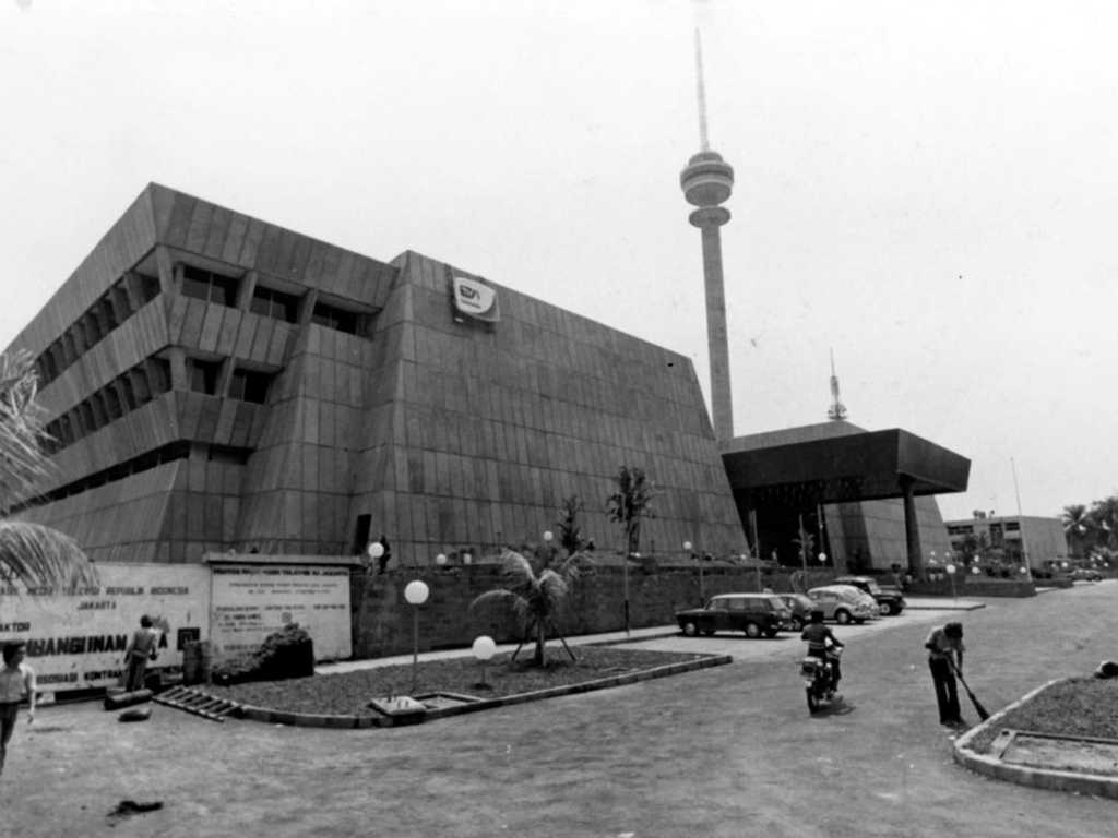 Search image article