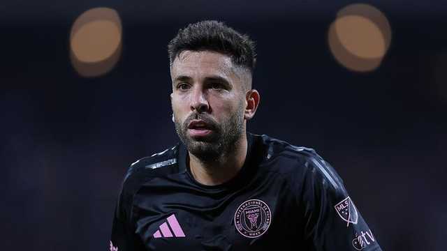 Jordi Alba Pensiun Akhir Musim, Messi: Siapa yang Akan Beri Umpan Lagi?