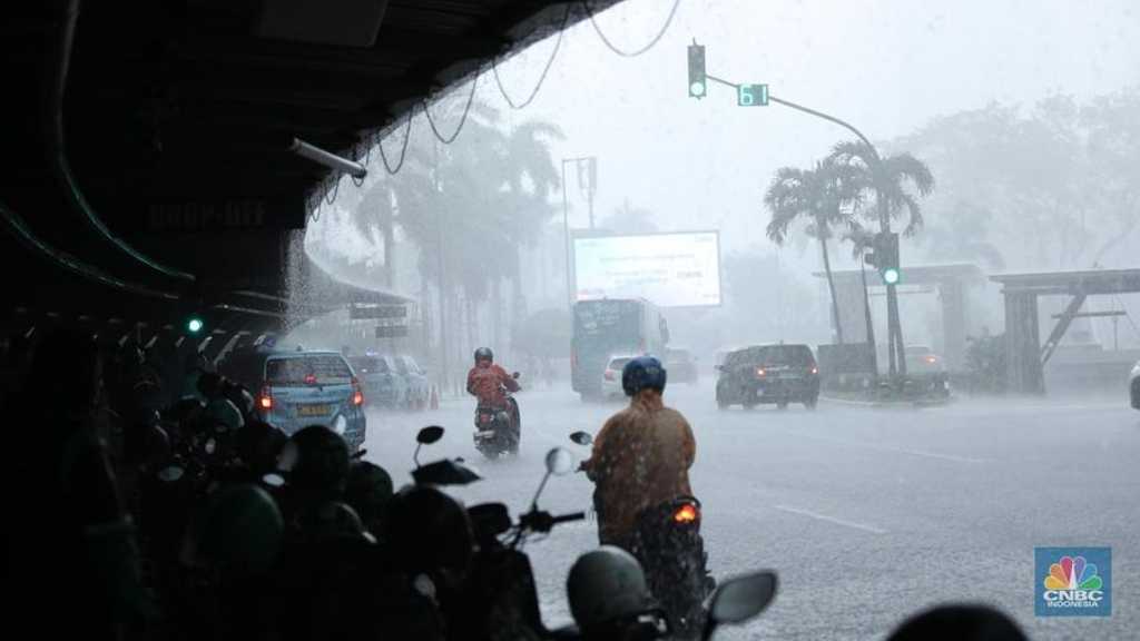 BRIN Ungkap: Air Hujan Jakarta Mengandung Mikroplastik Berbahaya