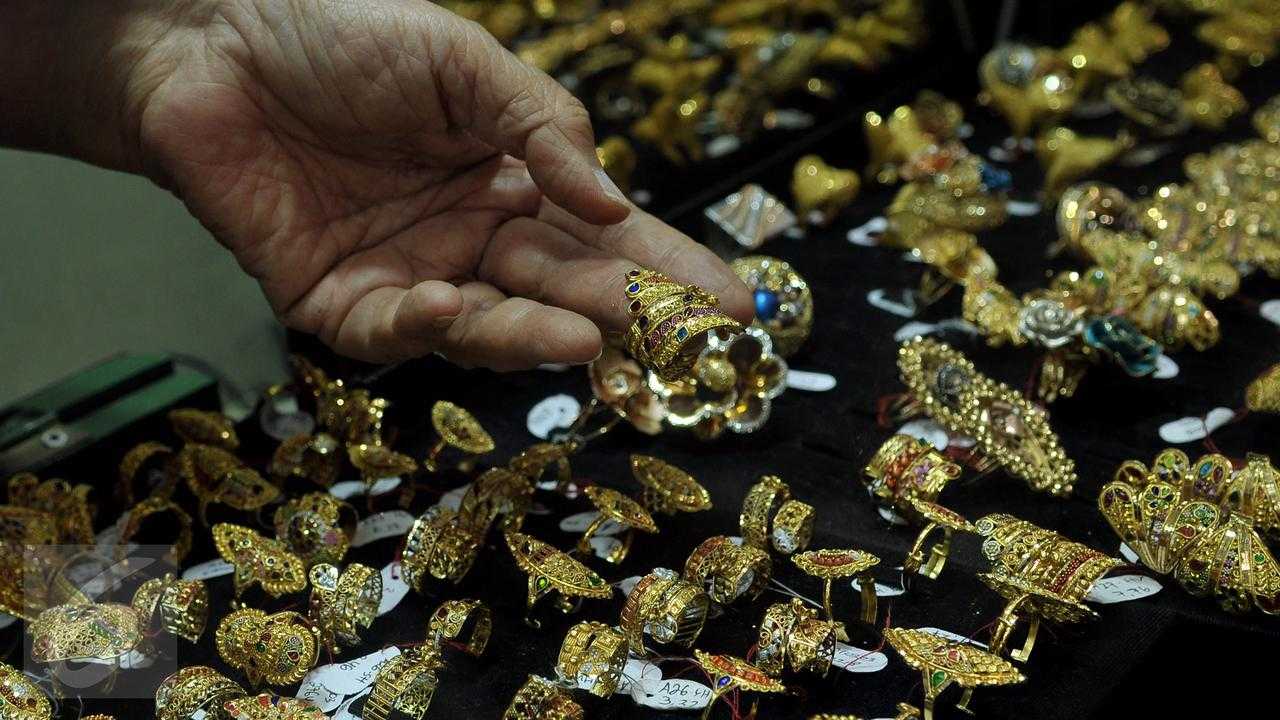 Harga Emas Dunia Menguat Lagi, Investor Cari Aman di Tengah Pasar Bergejolak