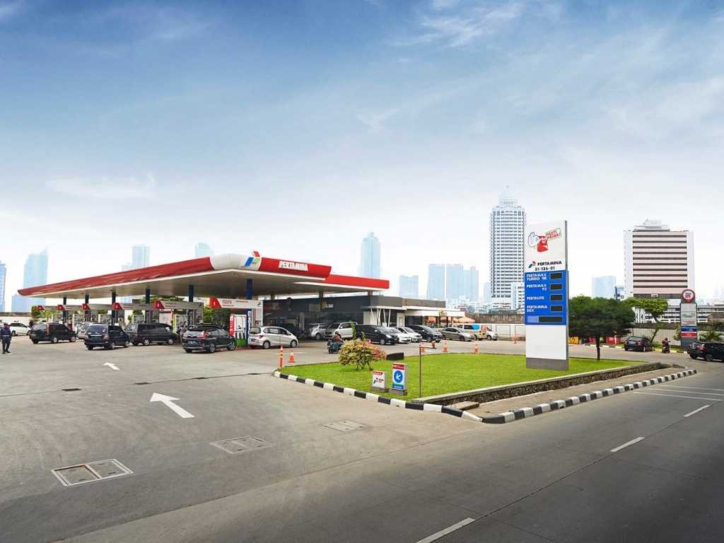 Harga BBM Terbaru November 2025: Shell, BP, Vivo Turun-Naik