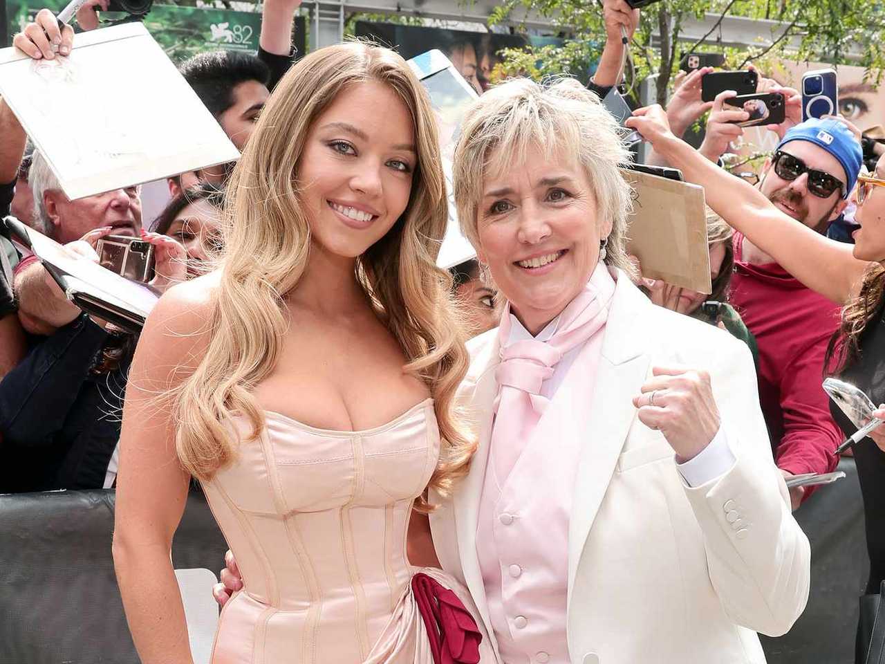 Sydney Sweeney Menangis Haru di Premiere 'Christy', Puji Inspirasi Petinju Asli