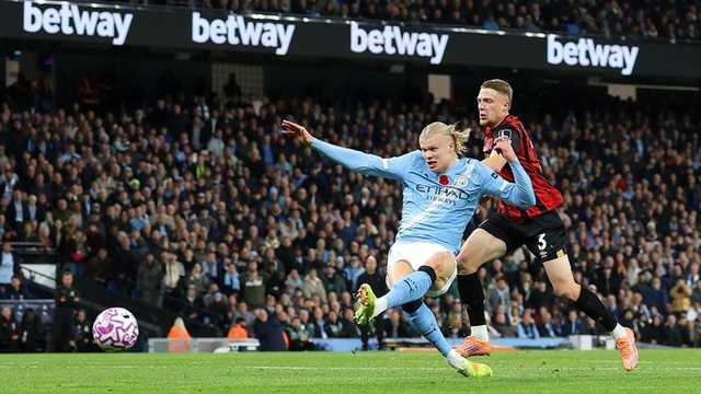 Pemain Bournemouth Akui Haaland Mustahil Dihentikan Usai Dua Gol