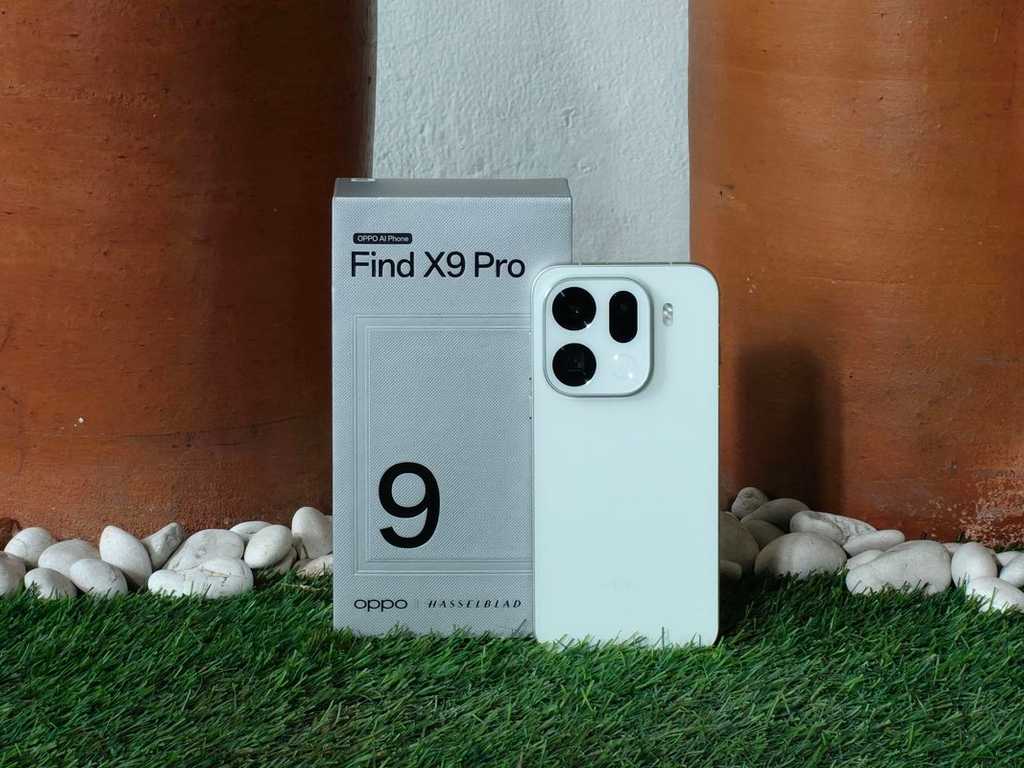 Oppo Find X9 Pro: Unboxing Ungkap Charger 80W dan Case Sudah Termasuk