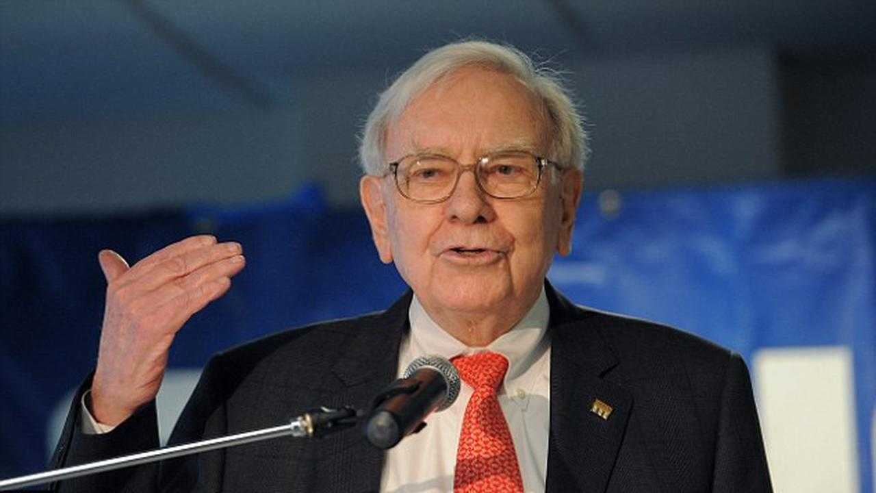 Warren Buffett Mundur dari CEO, Siapkan Donasi Rp 2.491 Triliun