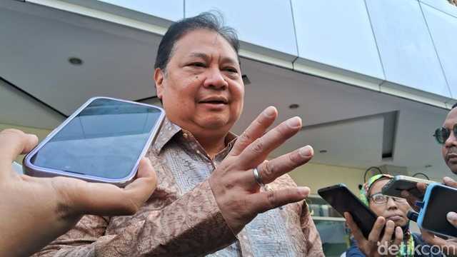 Airlangga Desak Pengusaha Genjot AI & Digitalisasi, Janjikan 10.000 Pekerja Baru