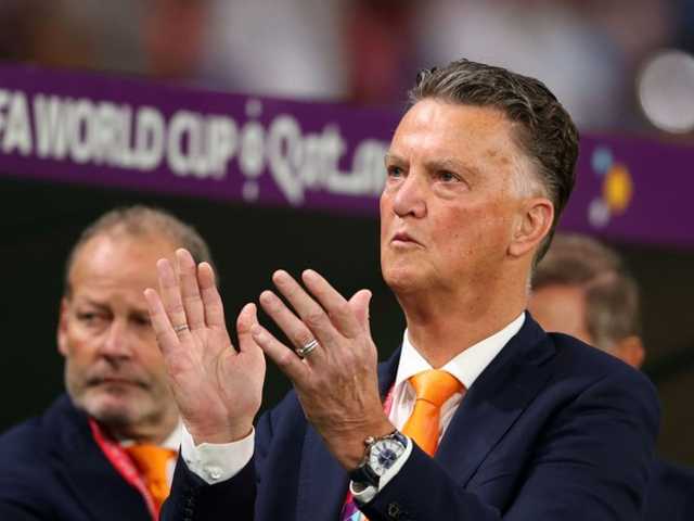 Erick Thohir Tertawa Dengar Rumor Louis van Gaal Latih Timnas Indonesia