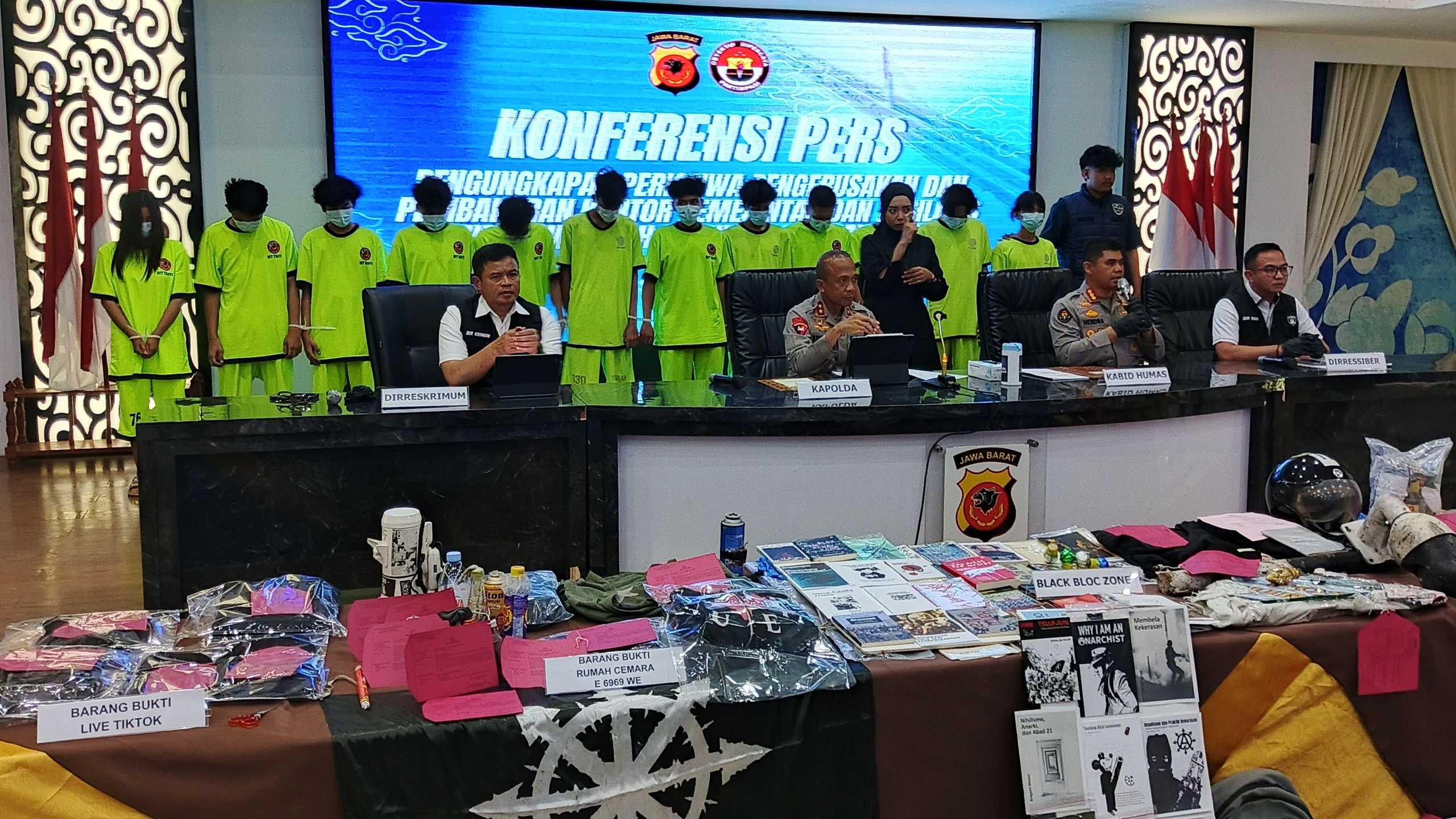 Penghasut Demo Anarkis di Jabar Terafiliasi Jaringan Luar Negeri, Raup Rp1 Miliar