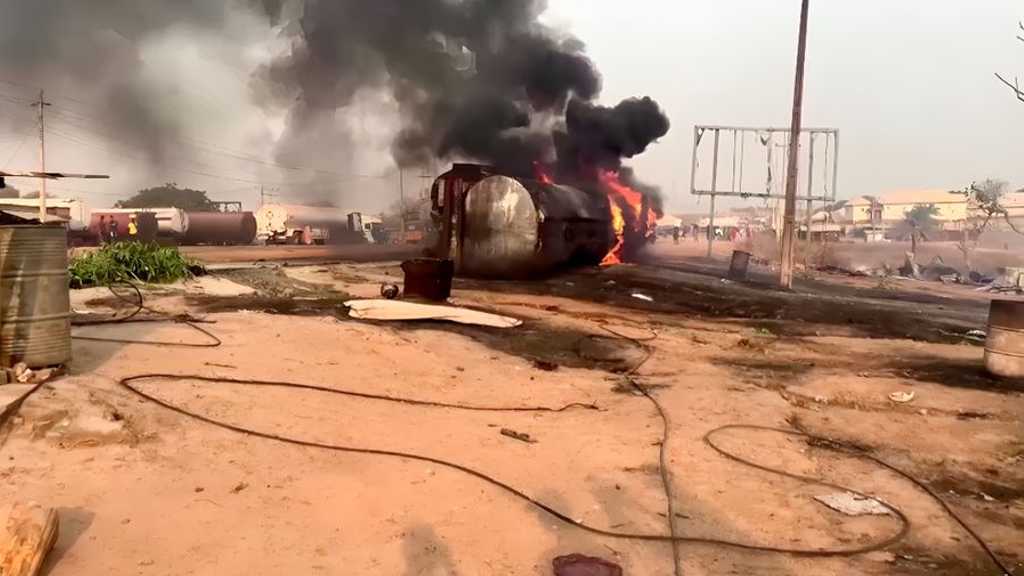 Tragedi Nigeria: 35 Tewas Akibat Truk Tangki Meledak Saat Warga Kumpulkan Bensin