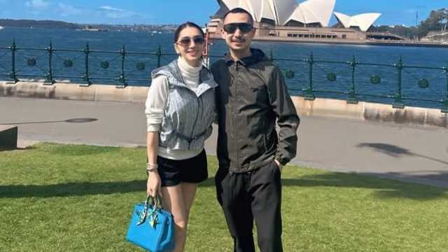 Angel Karamoy pamer mobil mewah dari pacar baru Gusti Ega
