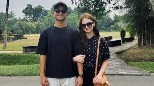 Chat Diduga Hokky Caraka Ajak Pegawai Hotel Temani Tidur Viral