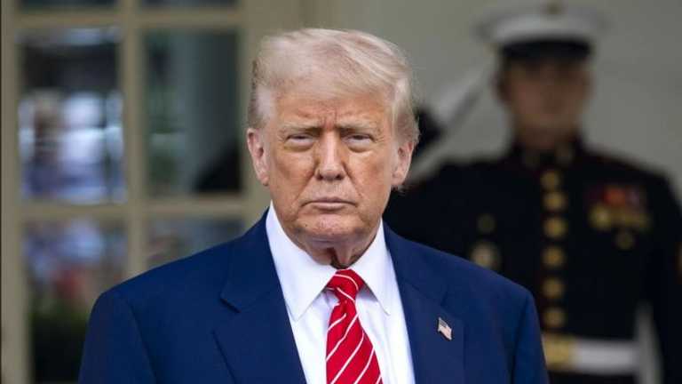 Trump Hentikan Diplomasi Venezuela: Jalan Eskalasi Militer Terbuka?