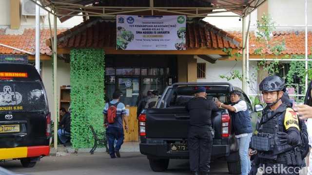 Search image article