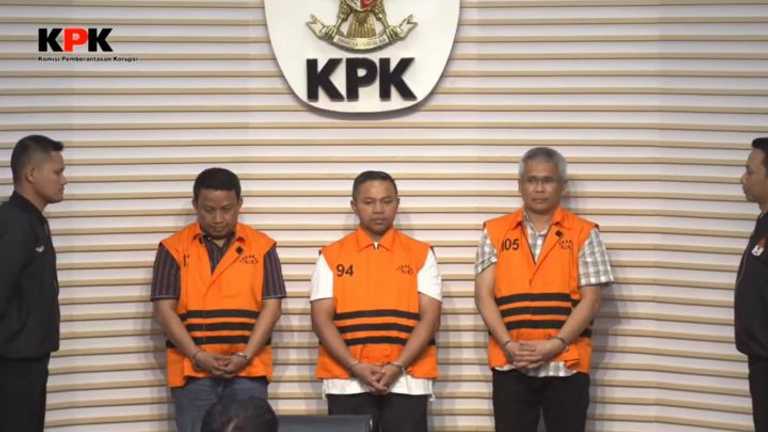 KPK Tangkap Gubernur Riau Abdul Wahid, Sembunyi di Kafe dengan Rp1,6 Miliar