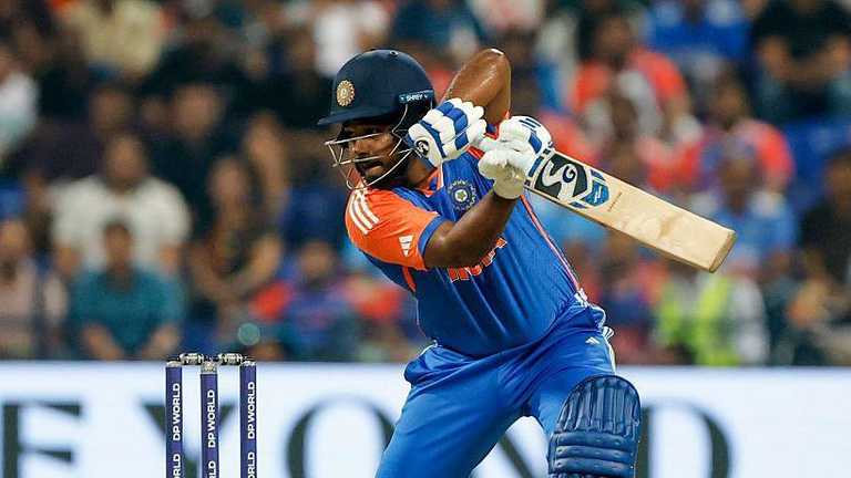 India kalahkan Oman, amankan posisi teratas Grup A Piala Asia