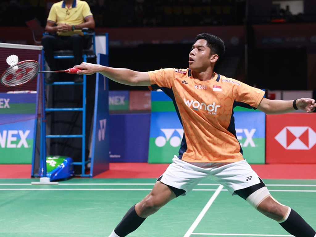 Zaki Ubaidillah Takluk di Final, Runner-up BWF World Junior Championships 2025