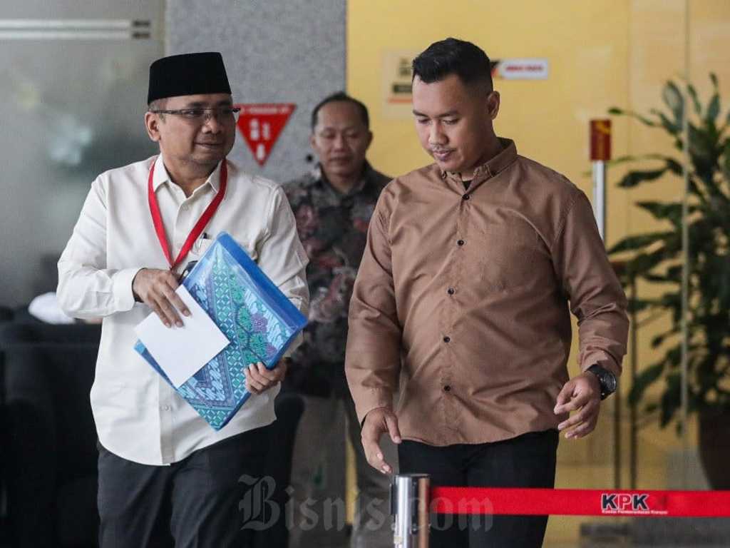 Oknum Kemenag iming-imingi Khalid Basalamah pindah haji khusus