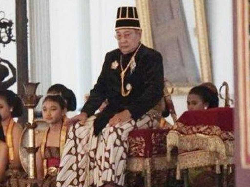 Pakubuwono XIII: Atasi Konflik Keraton, Wafat Setelah Rekonsiliasi