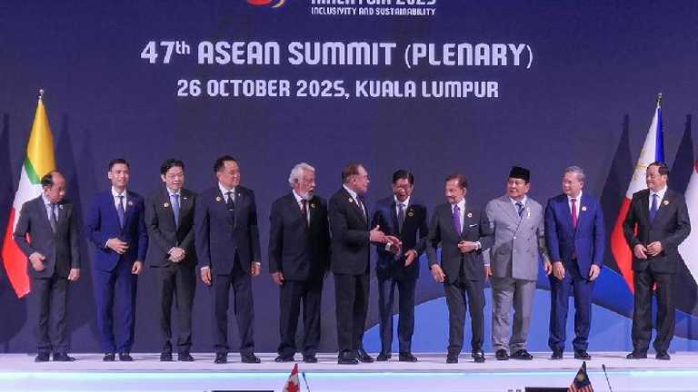 PM Li Qiang Kecam Keras Tarif Tinggi AS, Peringatkan Ancaman Ekonomi Asia