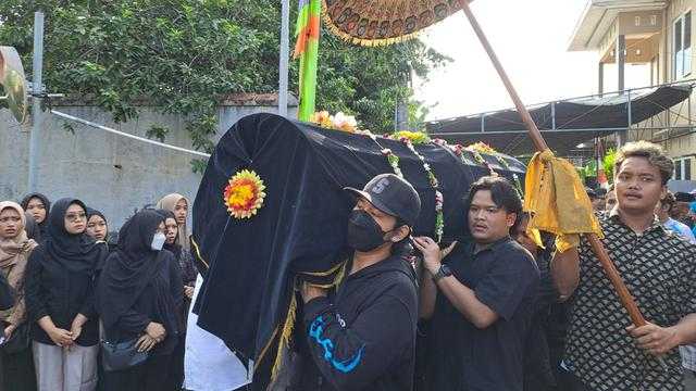 Komnas HAM Bongkar: 10 Warga Sipil Tewas dalam Demo Akhir Agustus, Aparat Diduga Lakukan Penyiksaan