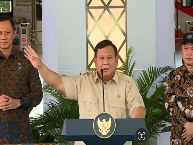 Prabowo Ambil Alih Tanggung Jawab Utang Kereta Cepat Whoosh