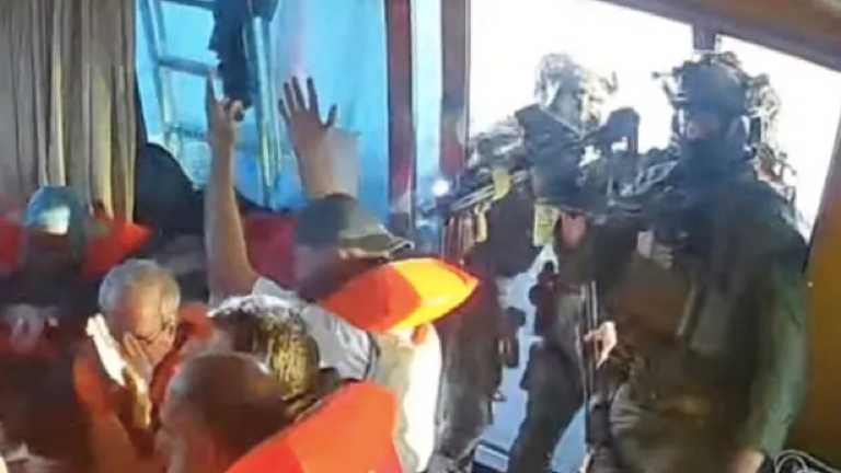 Pasukan Israel cegat dan kuasai armada bantuan Gaza